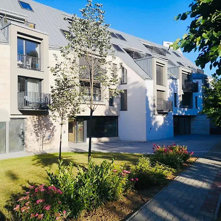 Iris In Mit Tiefgarage Und Panoramaaussicht Hévíz