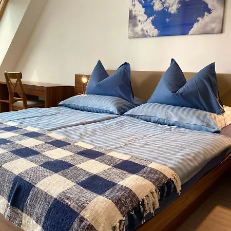 Iris In Mit Tiefgarage Und Panoramaaussicht *