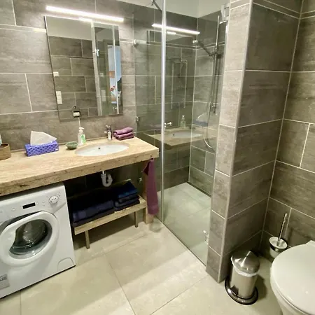 公寓 Iris In Mit Tiefgarage Und Panoramaaussicht *